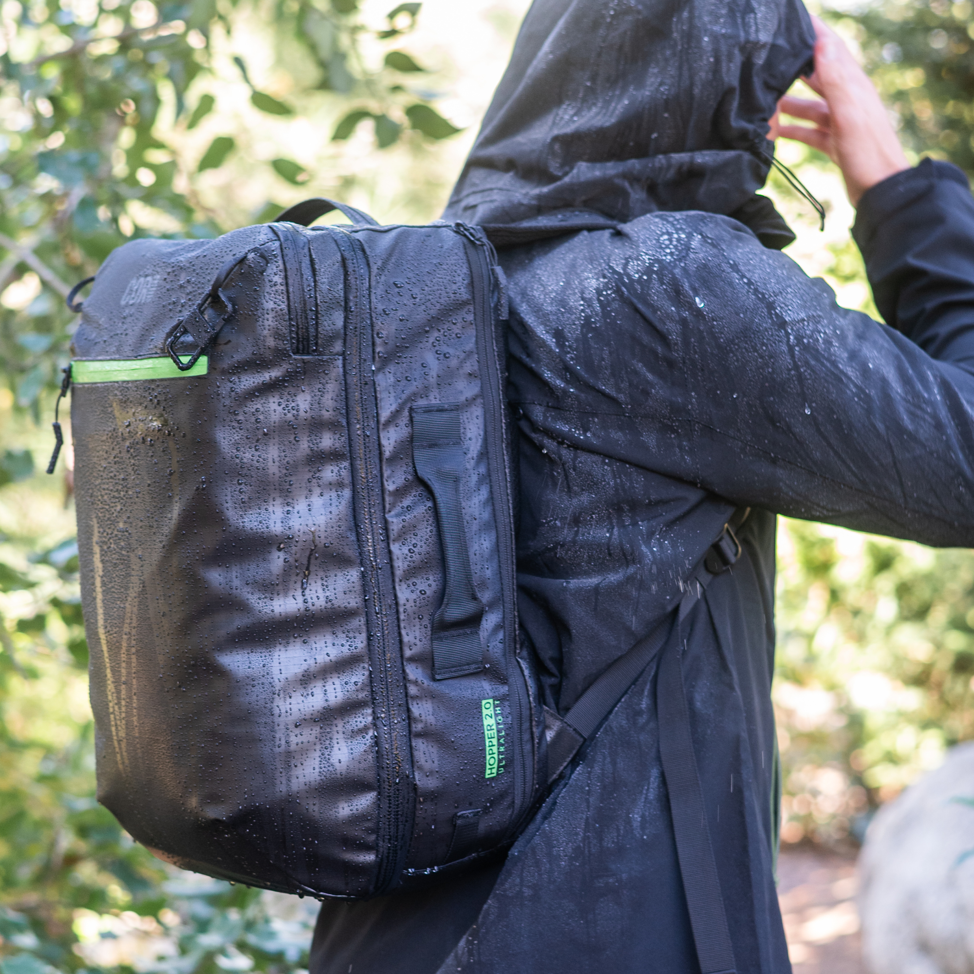 Island Hopper 2.0 34L Backpack Black with Black Zipper