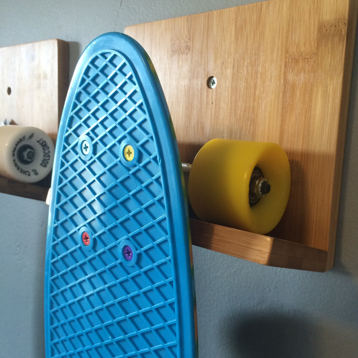 bamboo skateboard wall mount