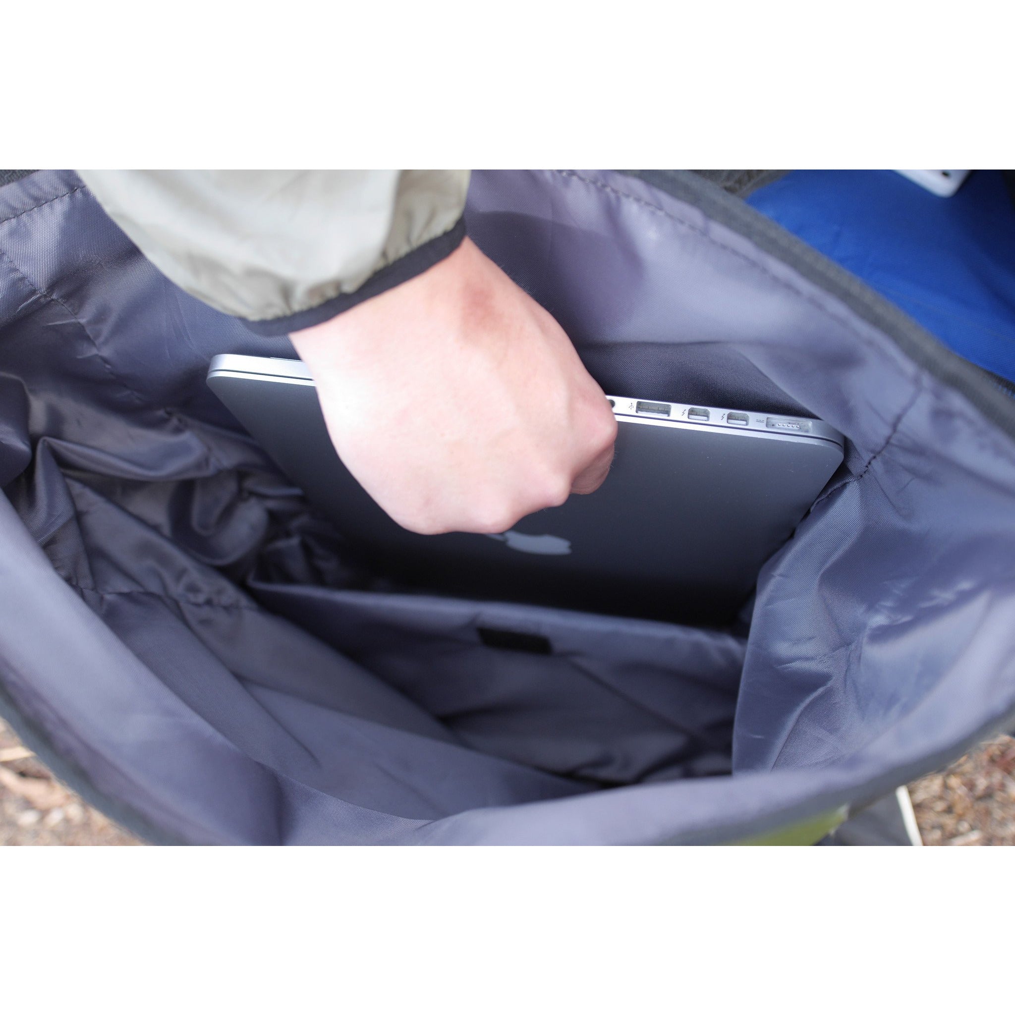 backpack laptop for sensitive.clothing Waterproof Dry Bag Backpack 25L with Laptop Sleeve