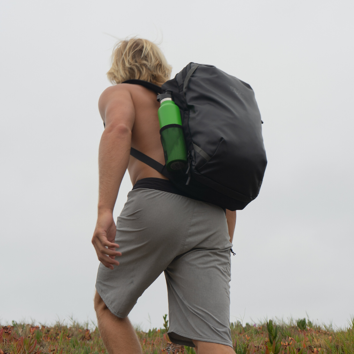 The Island Hopper Travel Backpack 28L